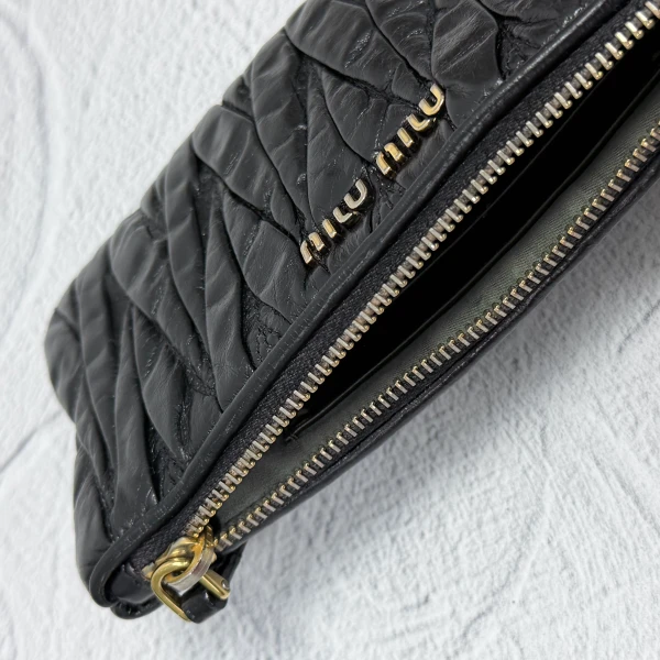 미우미우 카드지갑 블랙염색 - 명품수선신사